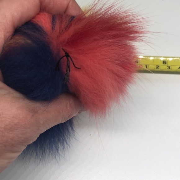 Fur Pom Pom; multiple colours - Picture 3 of 3